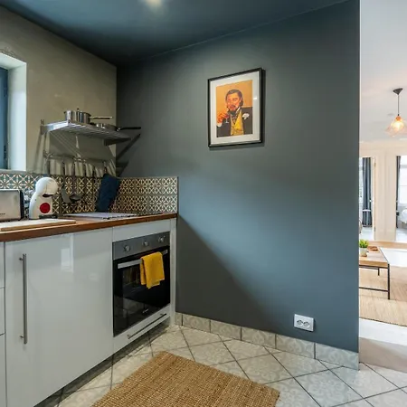 Апартамент Tsarevets 2apts. Escape |n7even |free Str. Parking Велико Търново